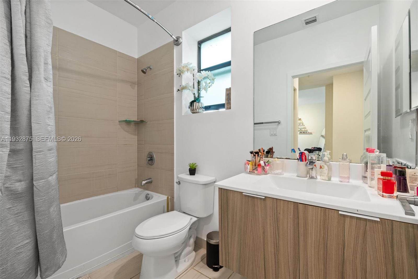 APEX AT PARK CENTRAL COND - Residential