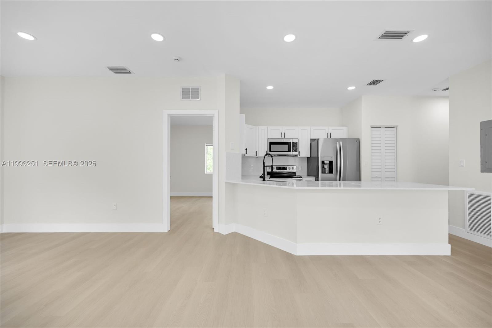 7TH AVENUE HIGHLANDS - Residential