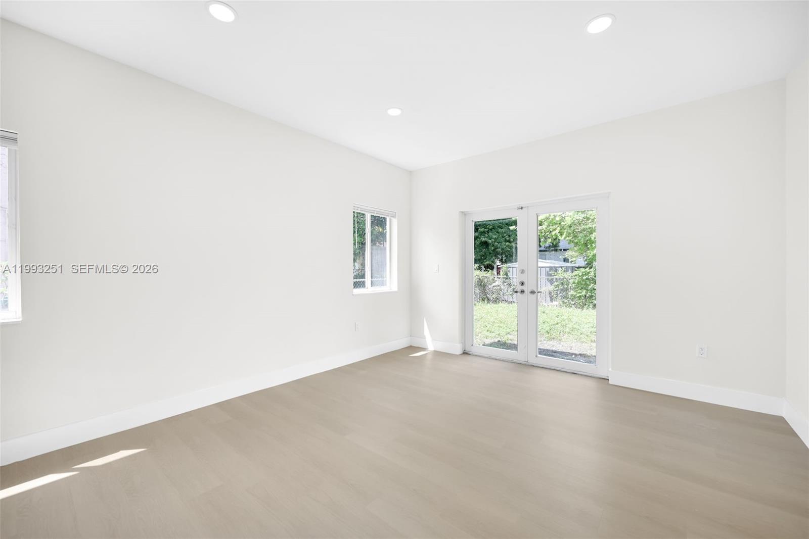 7TH AVENUE HIGHLANDS - Residential