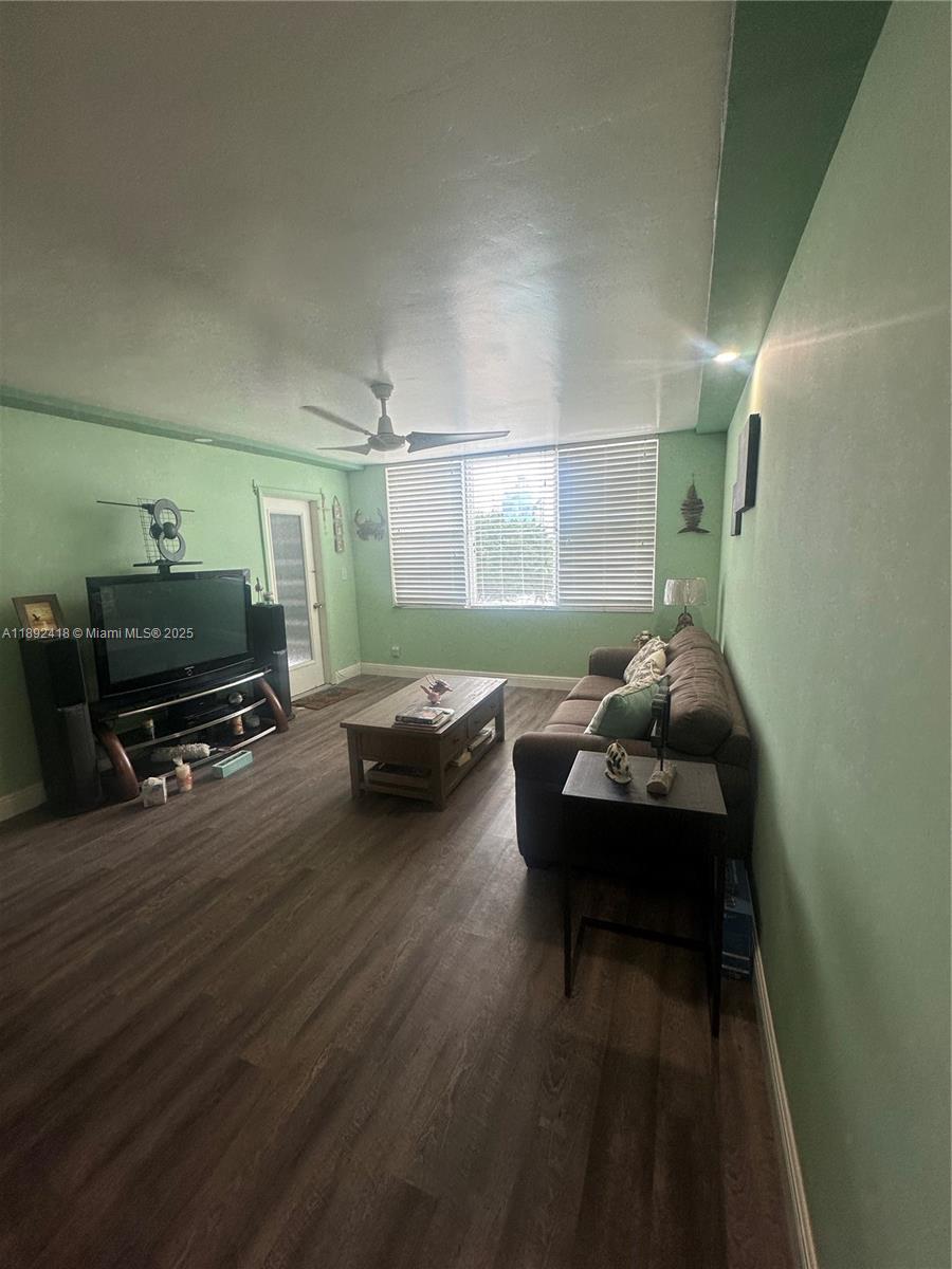 GRANADA HOUSE CONDOMINIUM - Residential