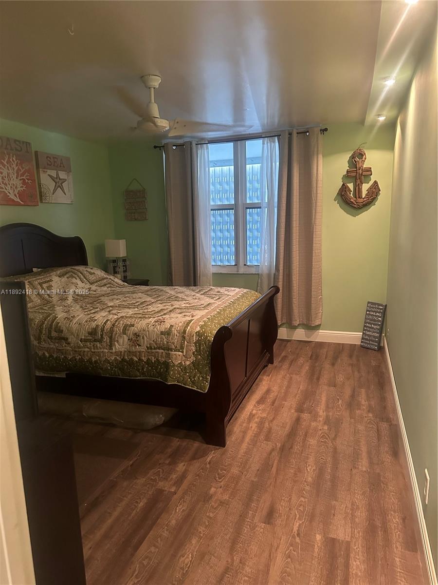 GRANADA HOUSE CONDOMINIUM - Residential