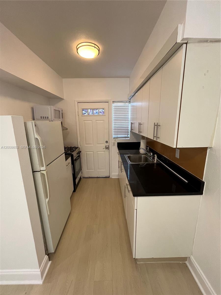 8080 Tatum Waterway Dr 3