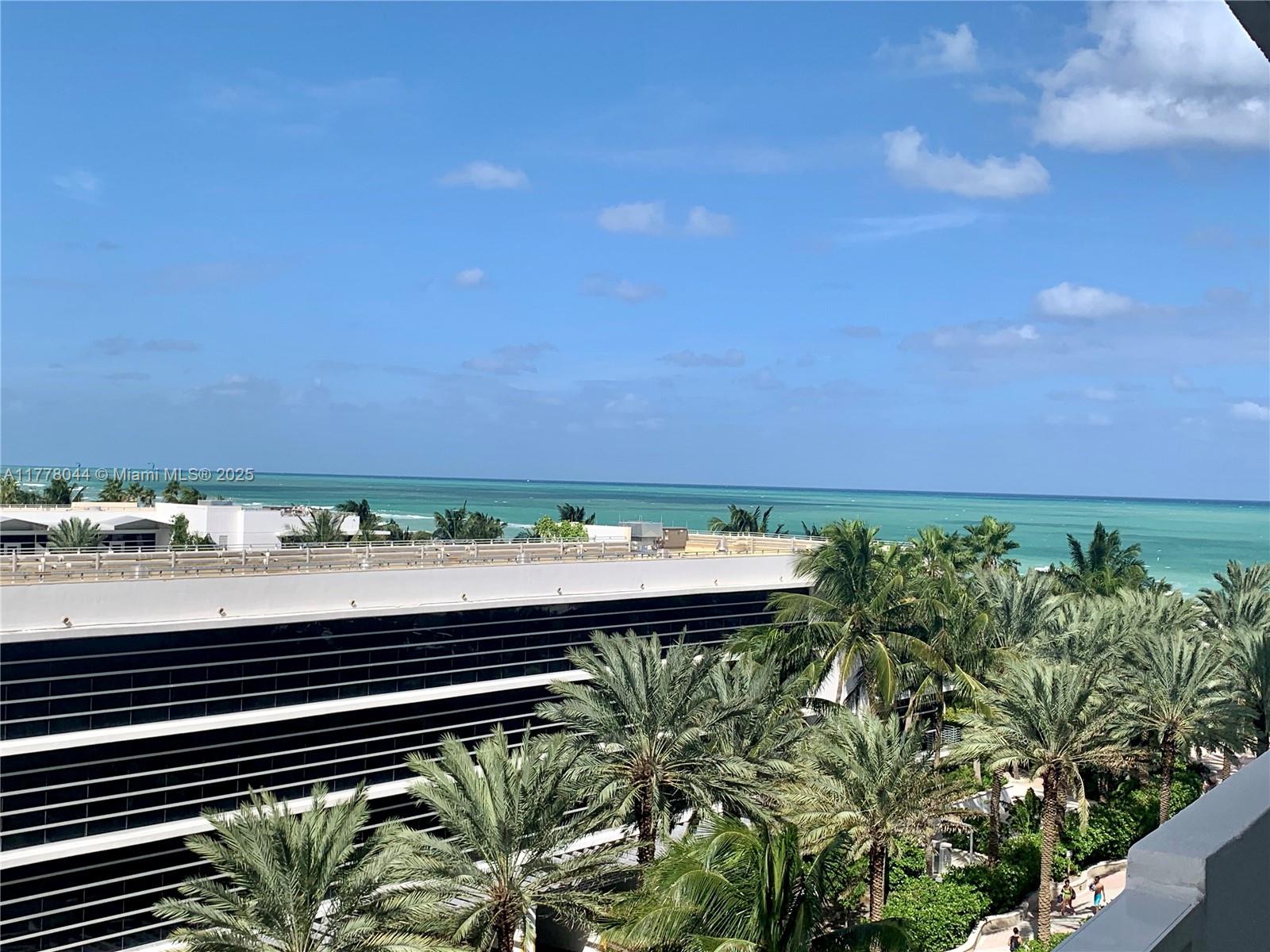 Rental Property at 100 Lincoln Rd 635, Miami Beach, Miami-Dade County, Florida - Bedrooms: 1 
Bathrooms: 1  - $2,500 MO.