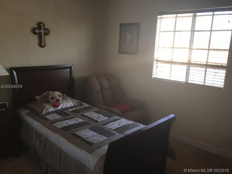 KENDALL GREENS CONDO - Residential Lease