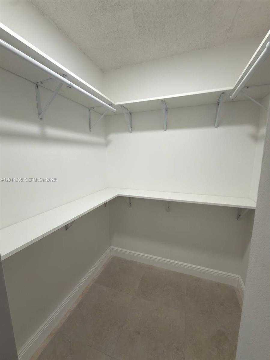Bermuda Club - Residential