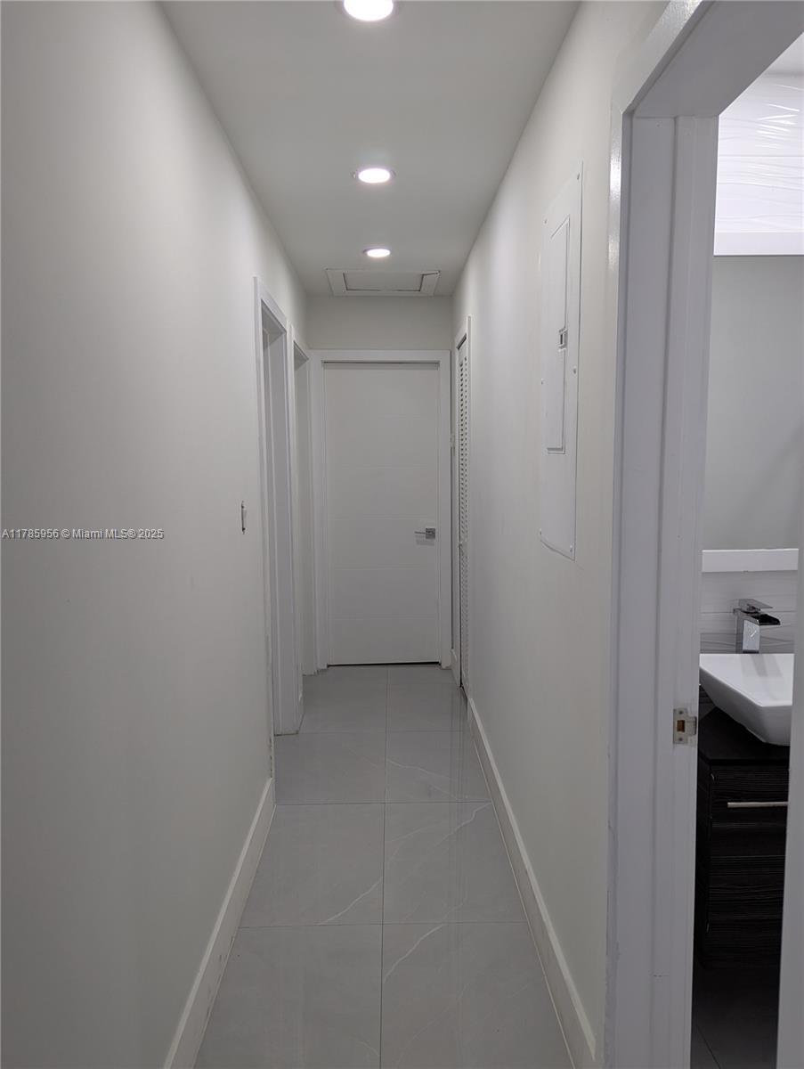 320 W 13th St