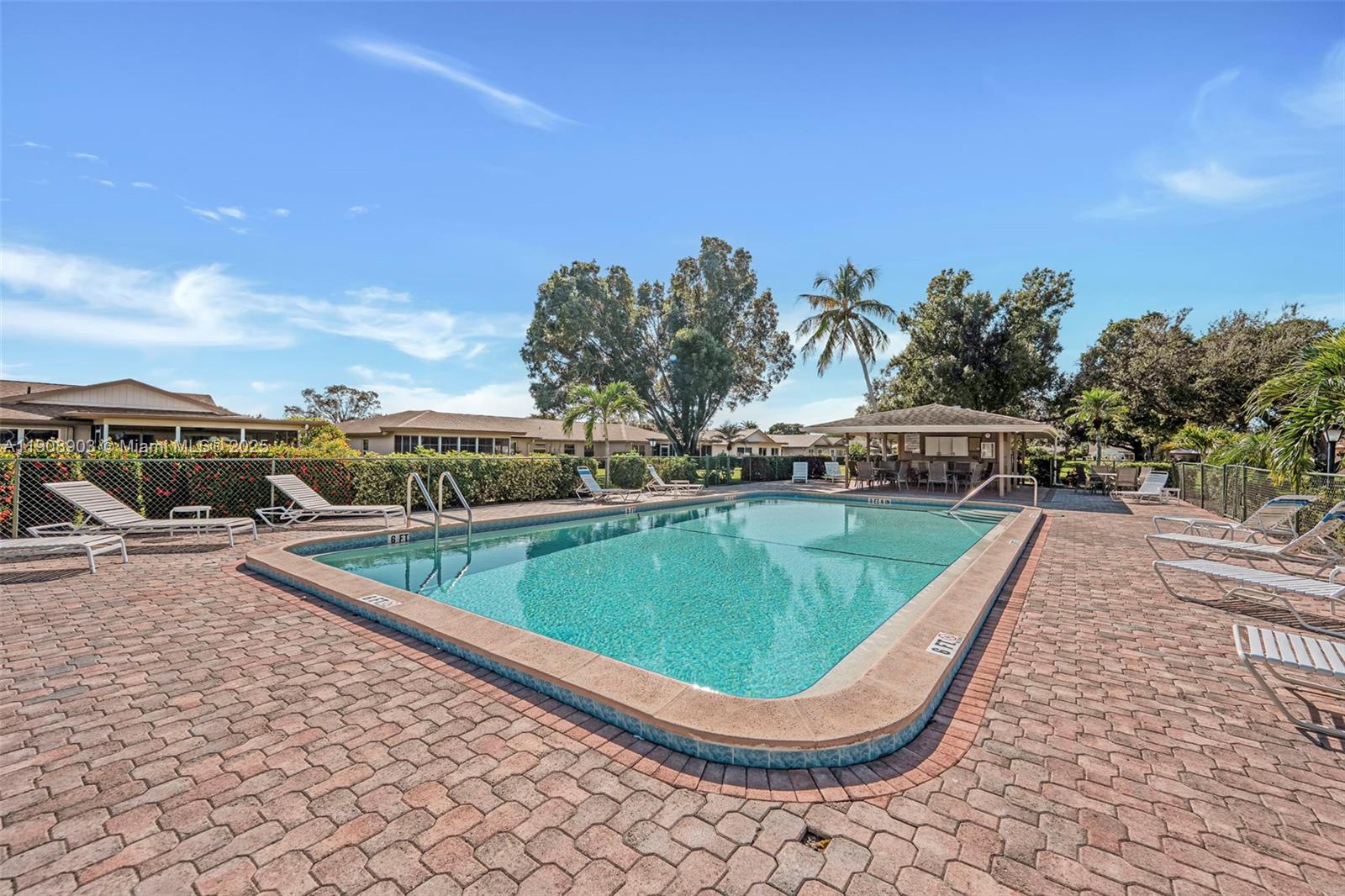 WHISKEY CREEK VILLAGE GREE - Residential