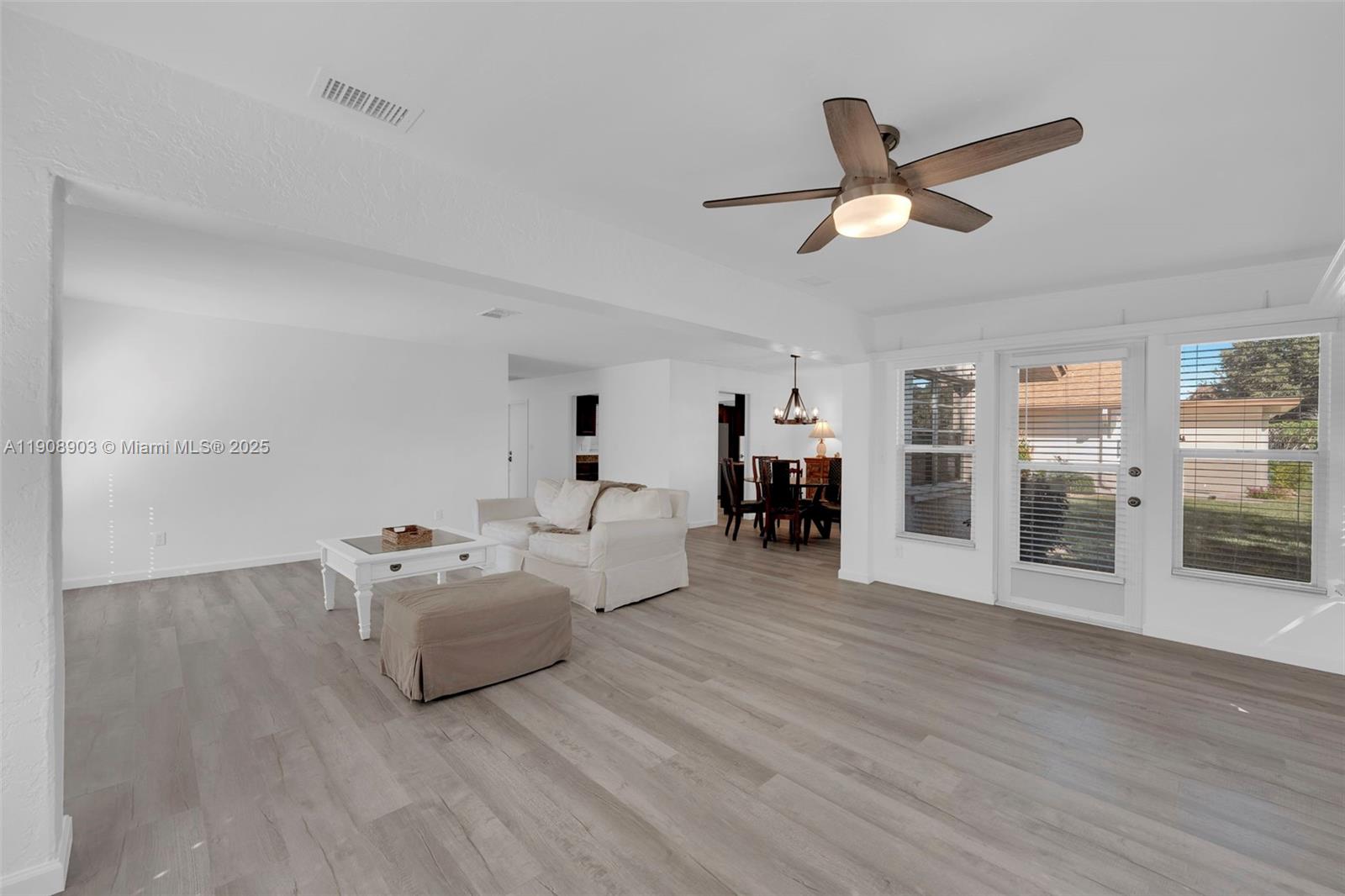 WHISKEY CREEK VILLAGE GREE - Residential