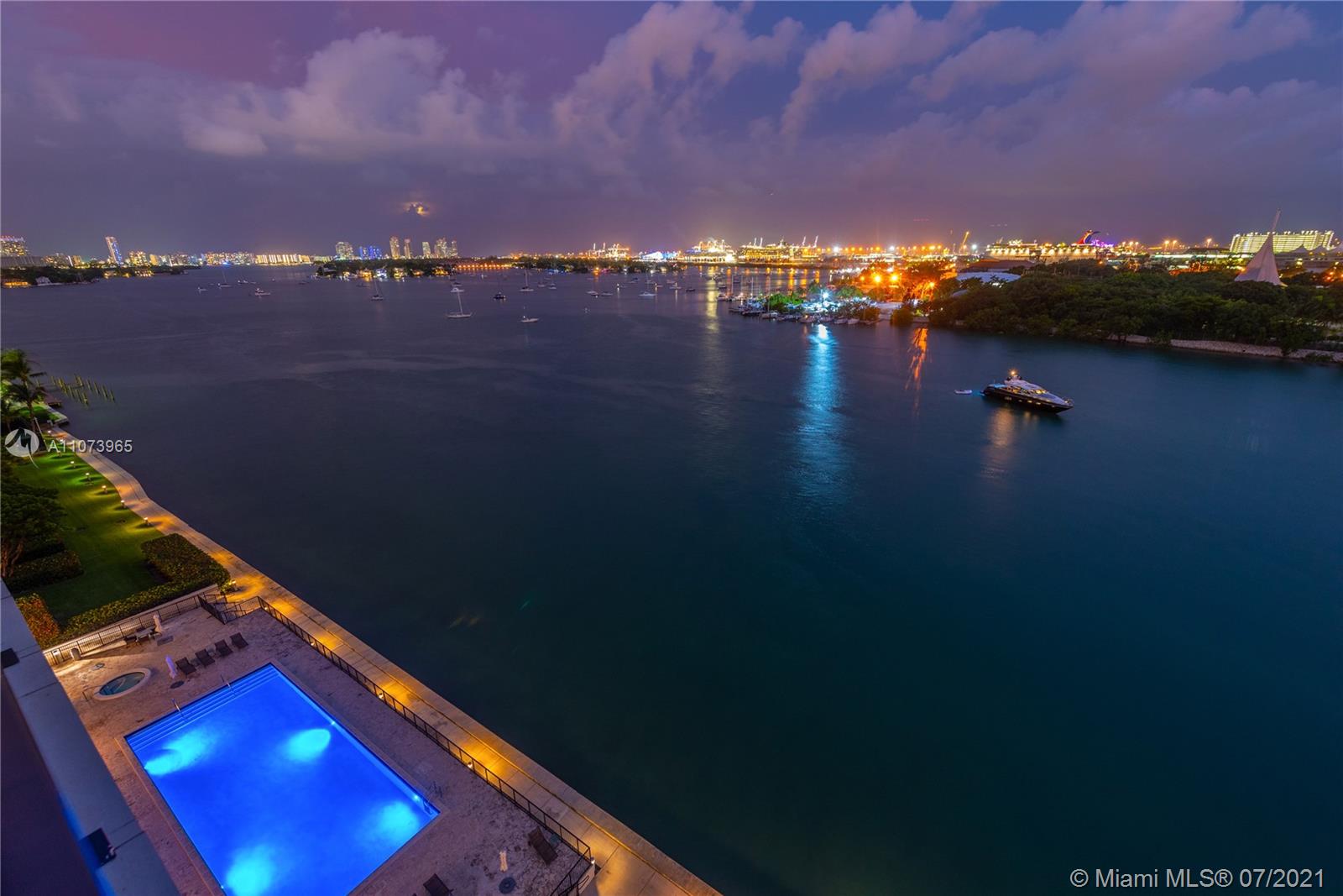 ONE THOUSAND VENETIAN WAY - Residential
