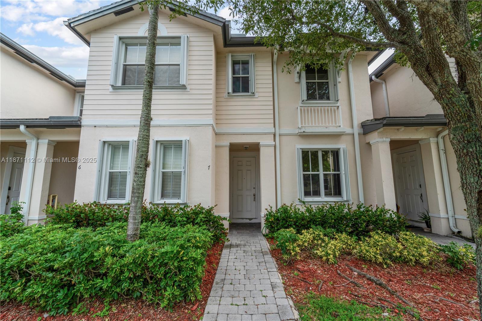 Beautiful 2 Bedroom, 2.5 Bath Townhome in Isles of the Oasis!! Don’t miss this opportunity to own an affordable home in the highly desirable Isles of the Oasis community. The unit is in excellent move-in ready condition and features: spacious living and dining room area, granite countertops in the kitchen, washer & dryer included, accordion shutters, fenced back patio for privacy, tile flooring on the first level with laminate upstairs. The bedrooms are located on the 2nd floor both, each with their own bathroom. Located just minutes from the Florida Turnpike, shopping, and dining, this home combines convenience, comfort, and value. This gated neighborhood offers resort-style amenities, including a clubhouse, pool, jacuzzi, and kids playground. Perfect for first-time buyers or investors.