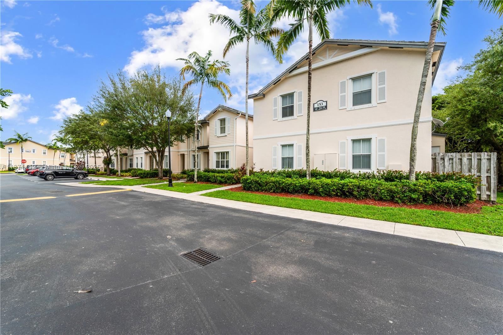 FIJI CONDO NO 1 - Residential