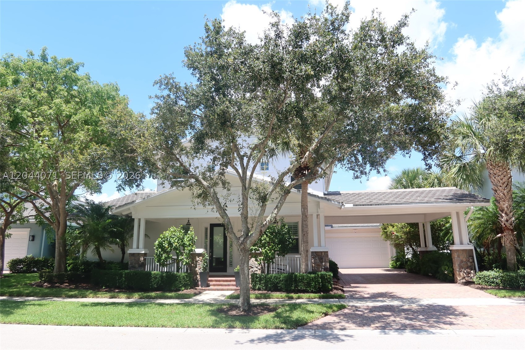 2724 Wymberly Dr
