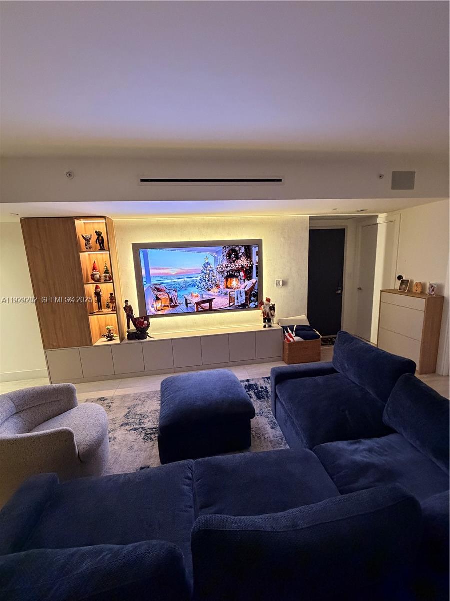 ECHO BRICKELL CONDO - Residential Lease