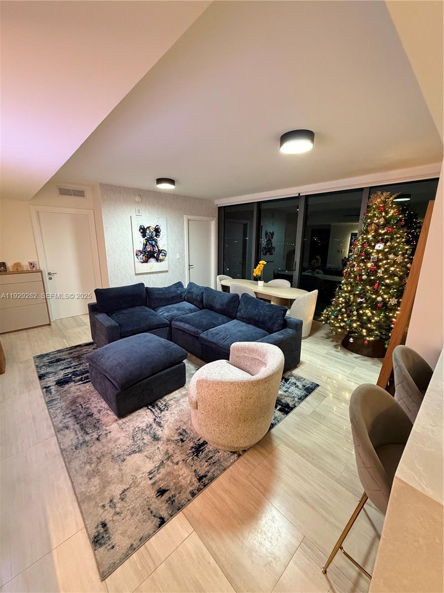 ECHO BRICKELL CONDO - Residential Lease