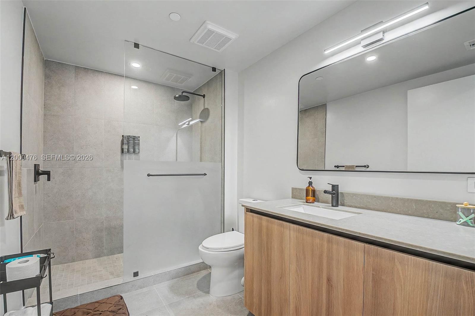 501 First Residences - Residential