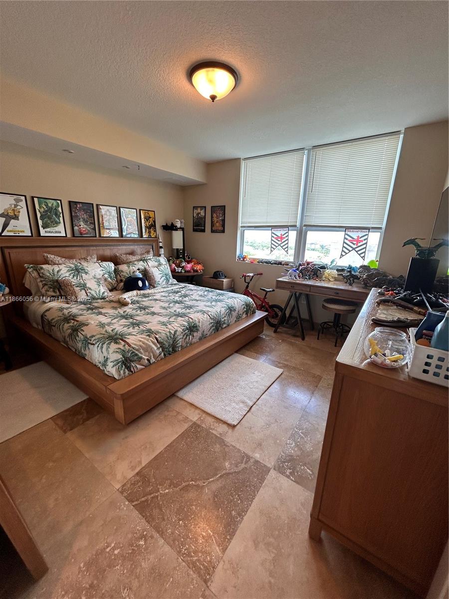 SYMPHONY NORTH CONDO - Residential Lease