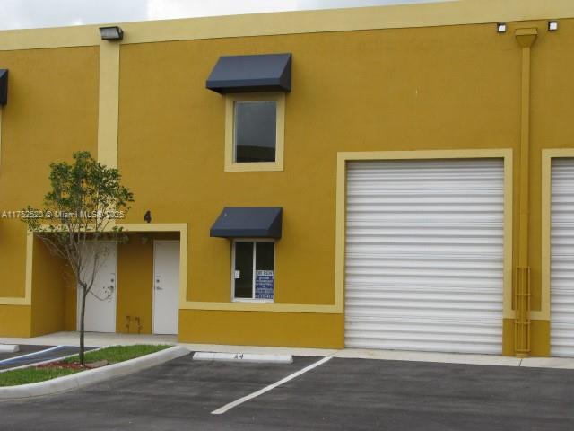 10850 NW 138th St D-4