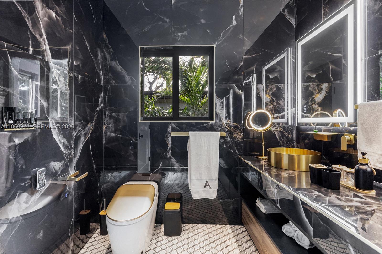 BRICKELLS FLAGLER - Residential