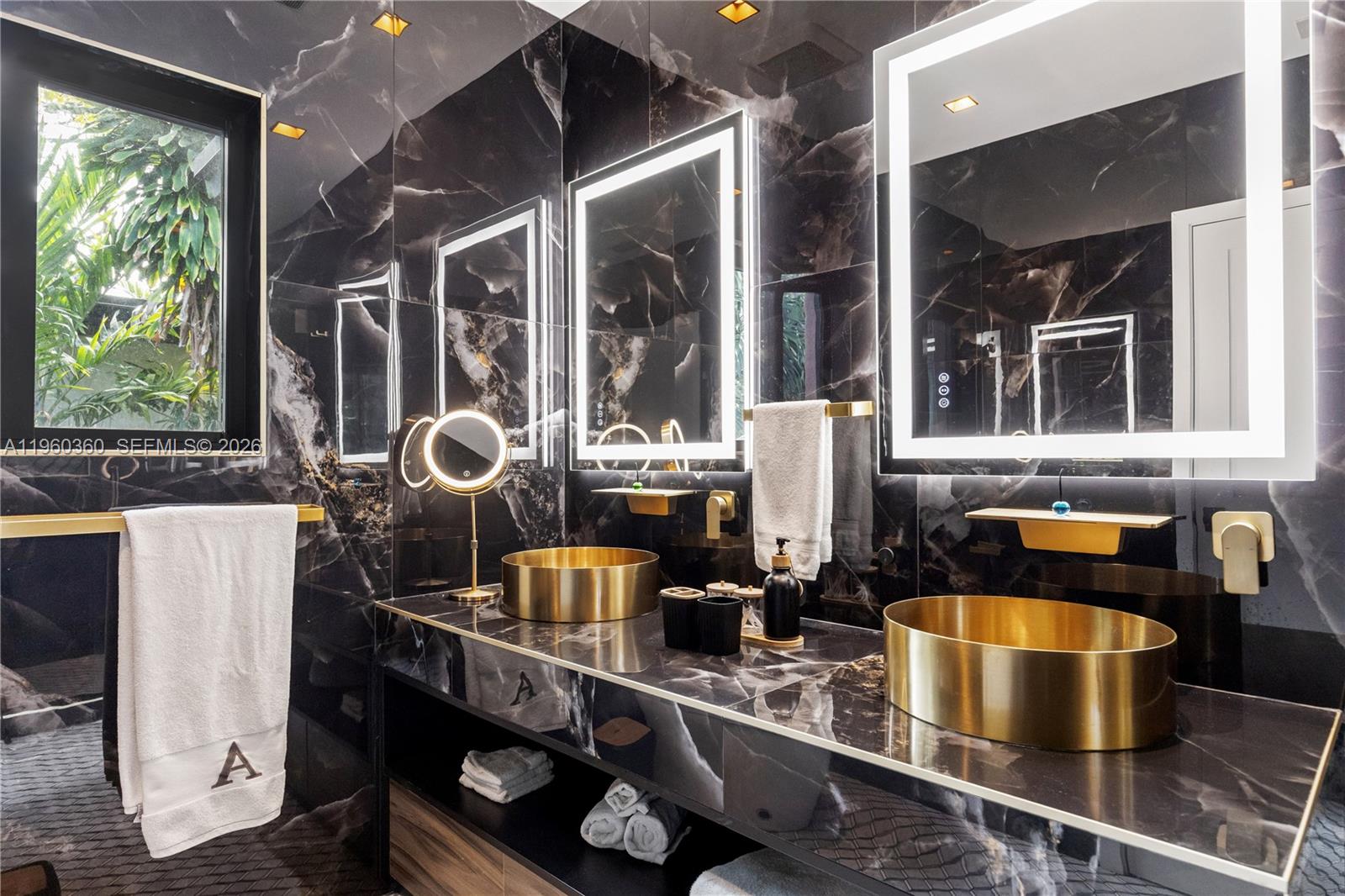 BRICKELLS FLAGLER - Residential