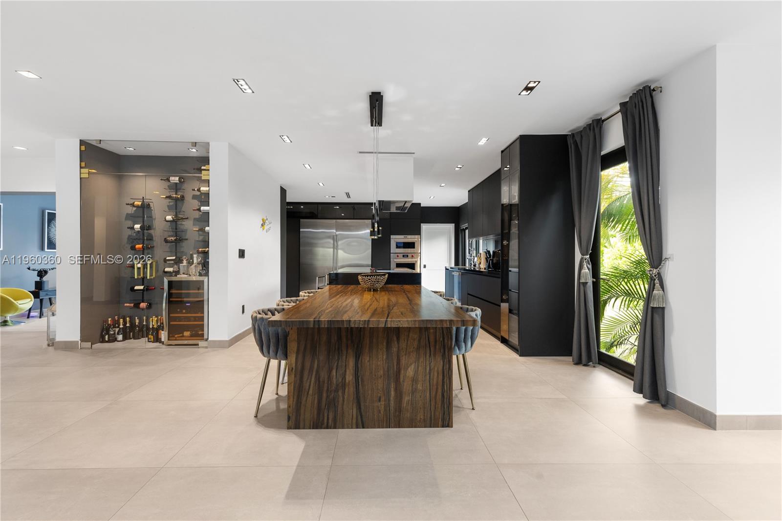 BRICKELLS FLAGLER - Residential