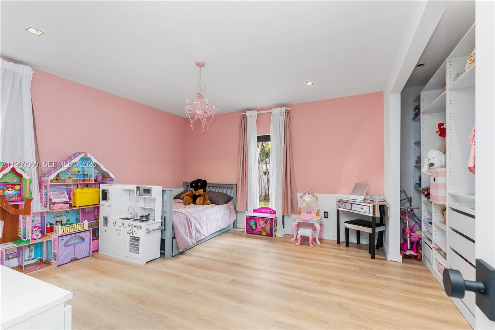 BRICKELLS FLAGLER - Residential