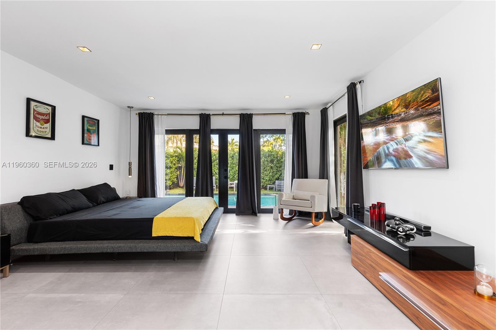 BRICKELLS FLAGLER - Residential