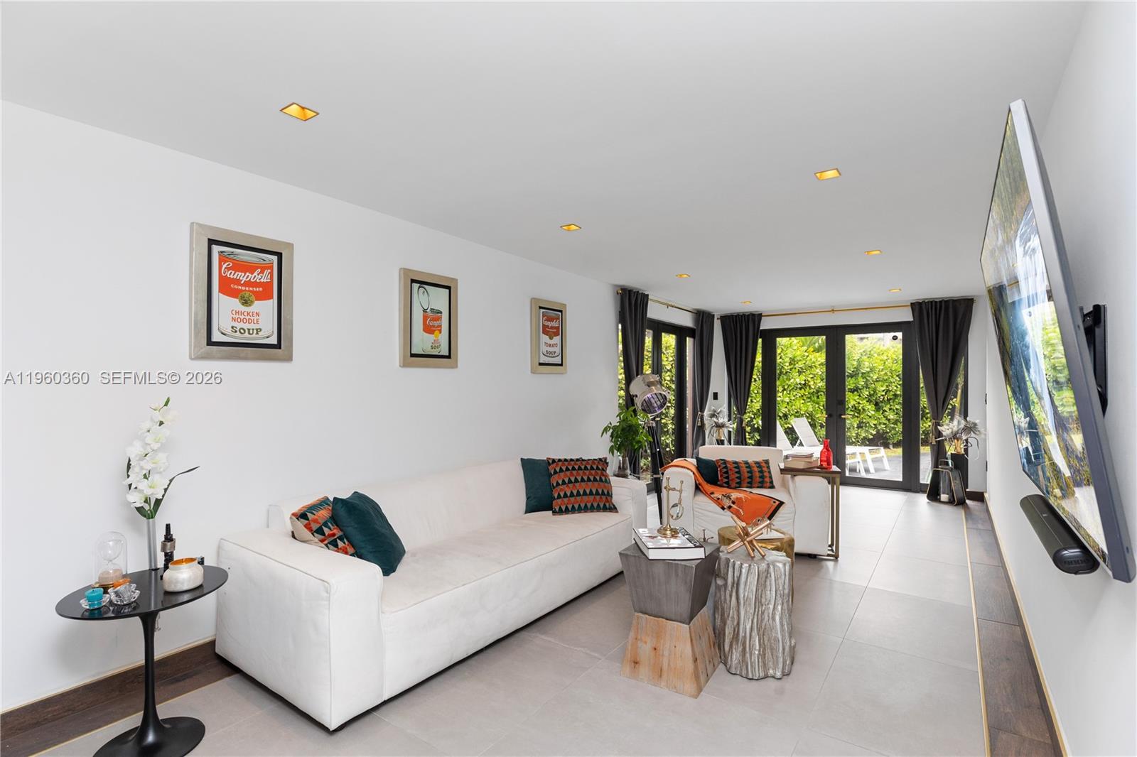 BRICKELLS FLAGLER - Residential