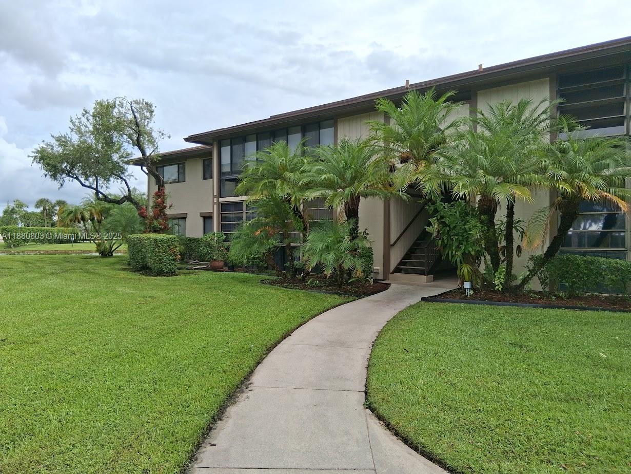 TAMARAC GARDENS CONDOMINI - Residential Lease
