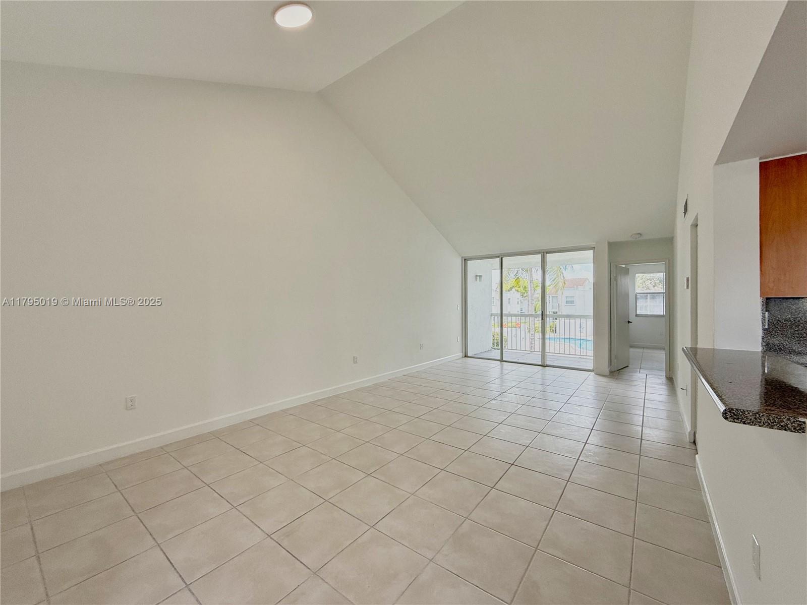 9745 NW 48th Ter 326