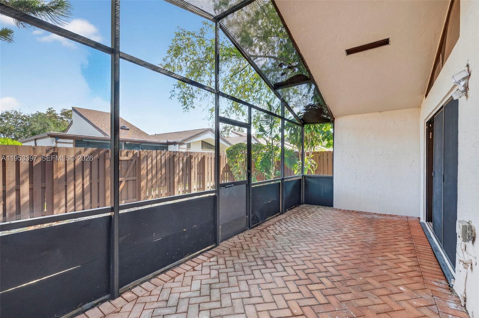 OMEGA VILLAS 3 CONDO - Residential