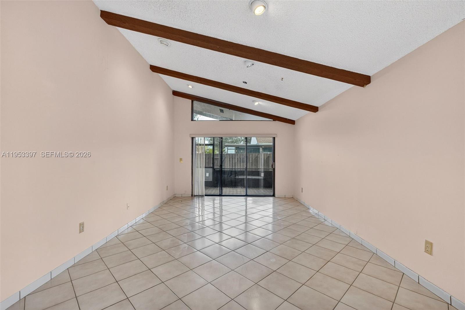 OMEGA VILLAS 3 CONDO - Residential