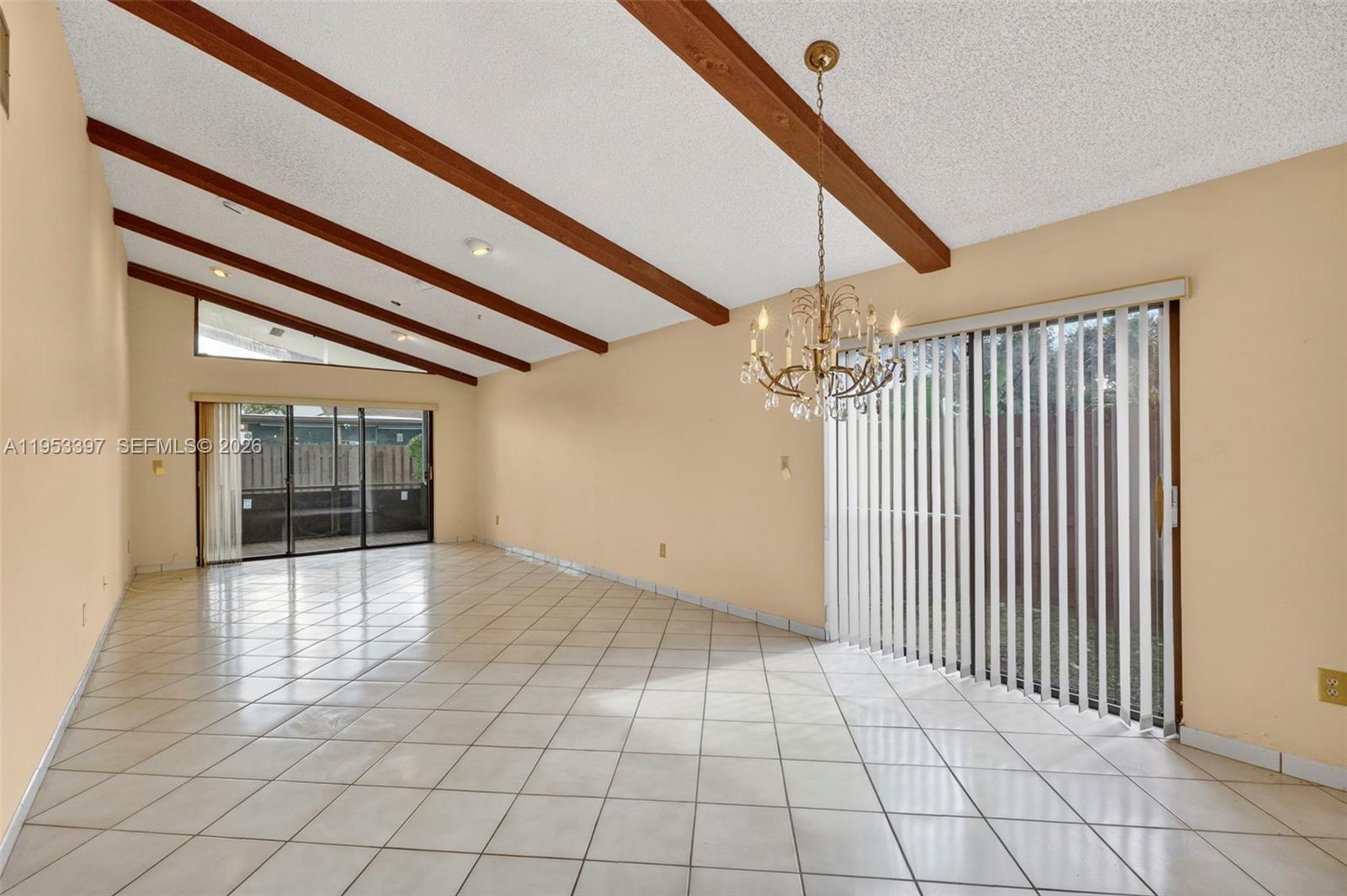 OMEGA VILLAS 3 CONDO - Residential