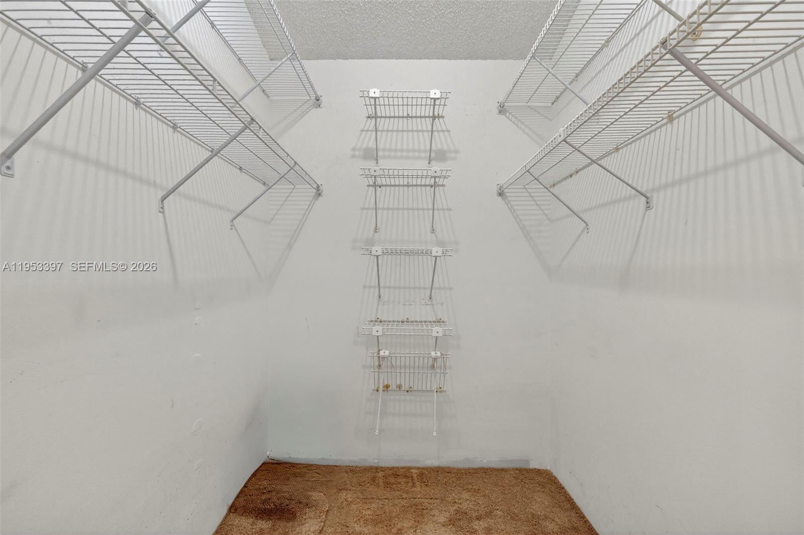 OMEGA VILLAS 3 CONDO - Residential