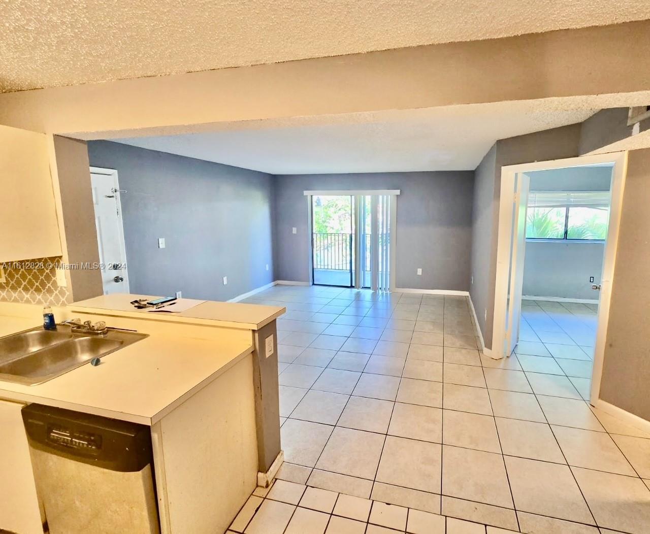 PALMS OF PEMBROKE CONDO - Residential