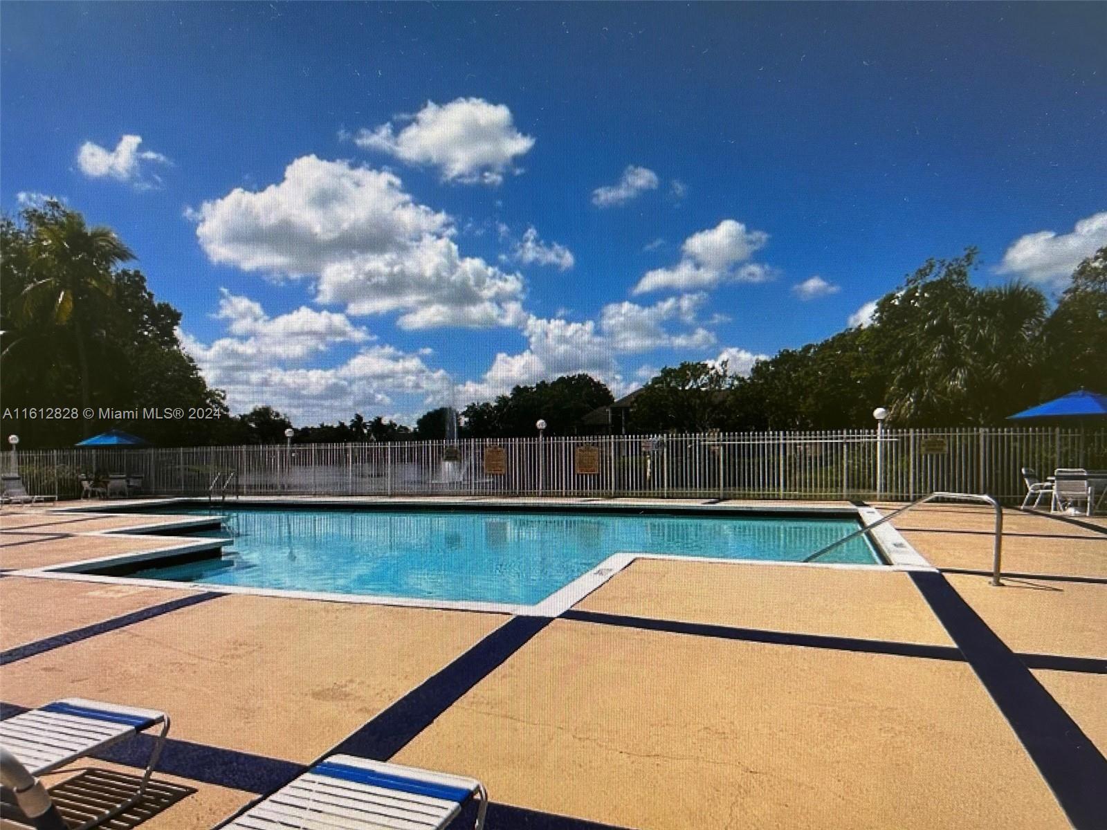 PALMS OF PEMBROKE CONDO - Residential