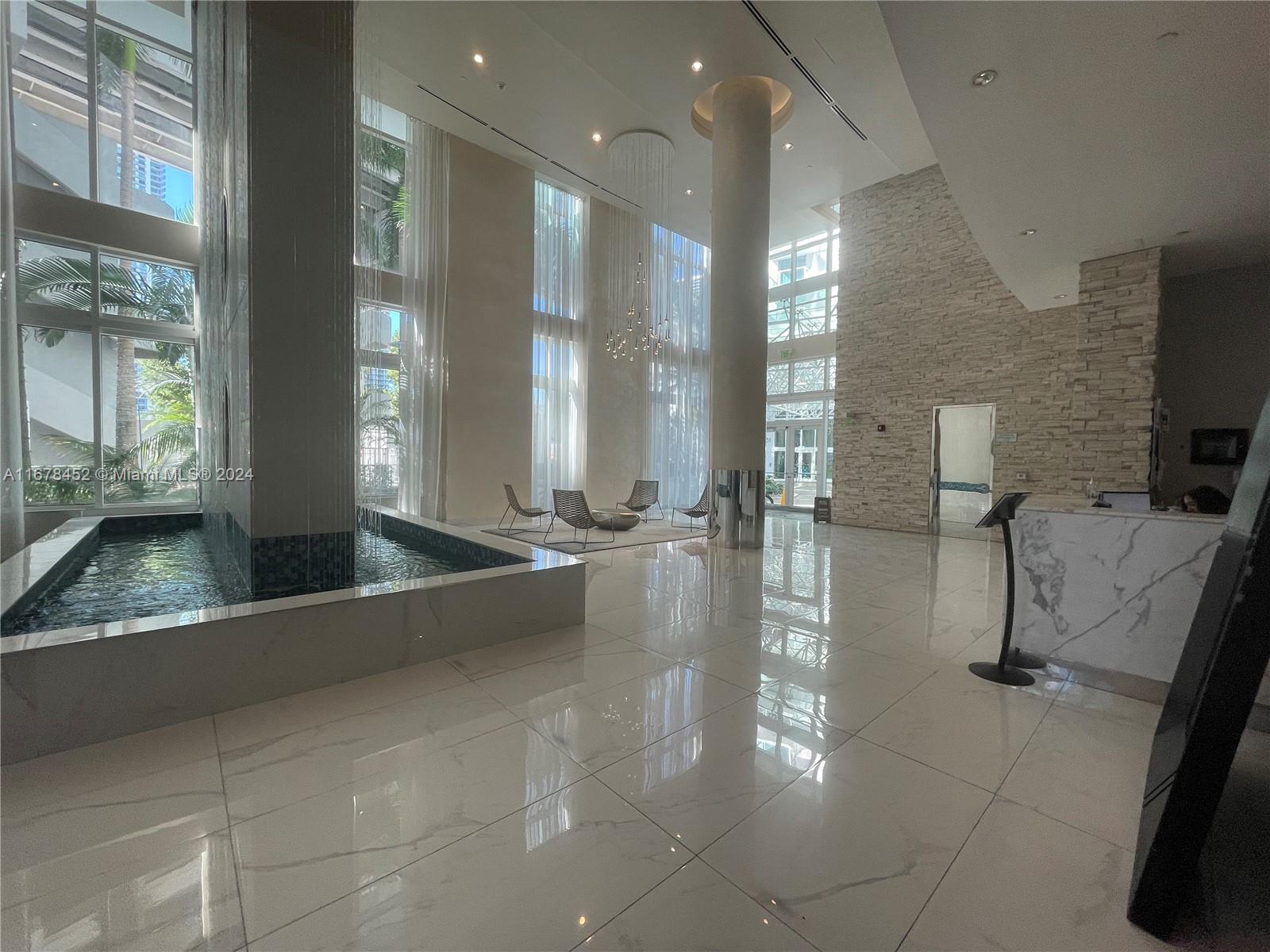BRICKELL ON THE RIVER S T - Residential Lease