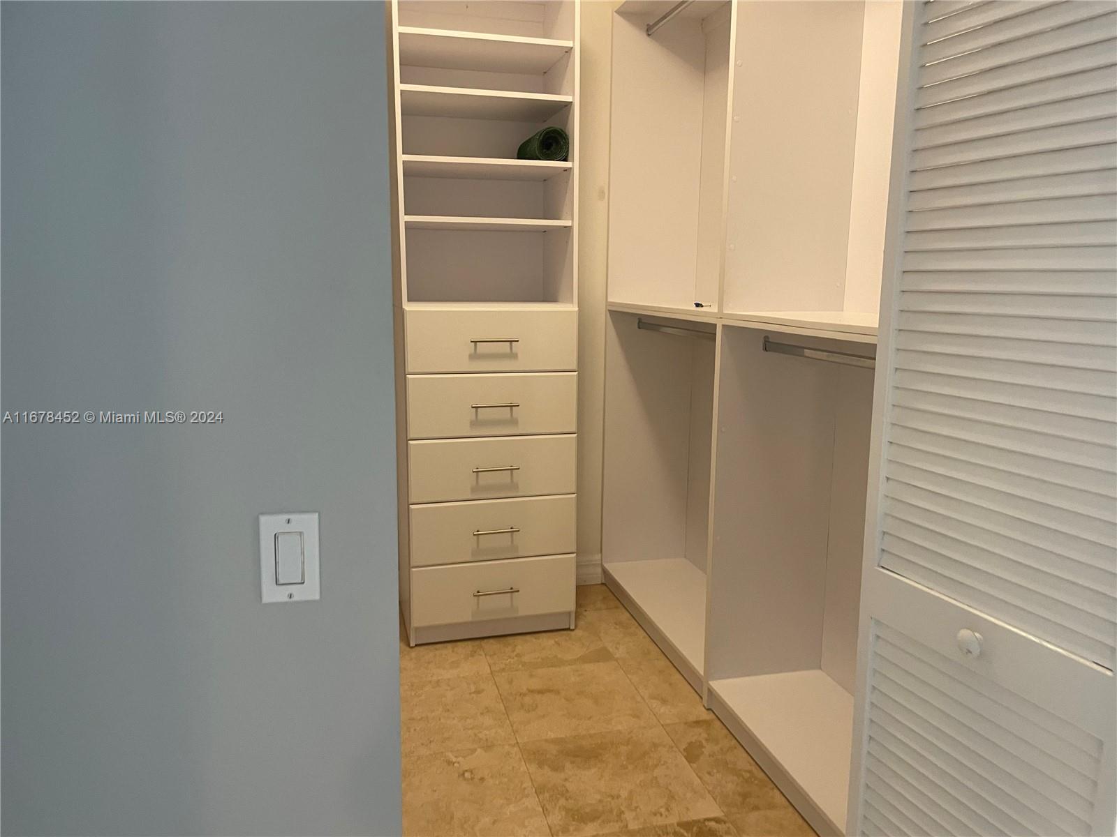 BRICKELL ON THE RIVER S T - Residential Lease