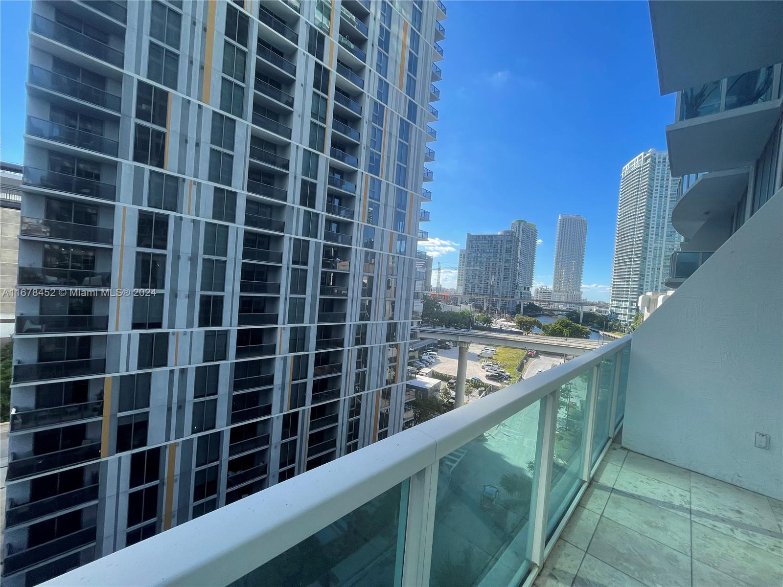 BRICKELL ON THE RIVER S T - Residential Lease