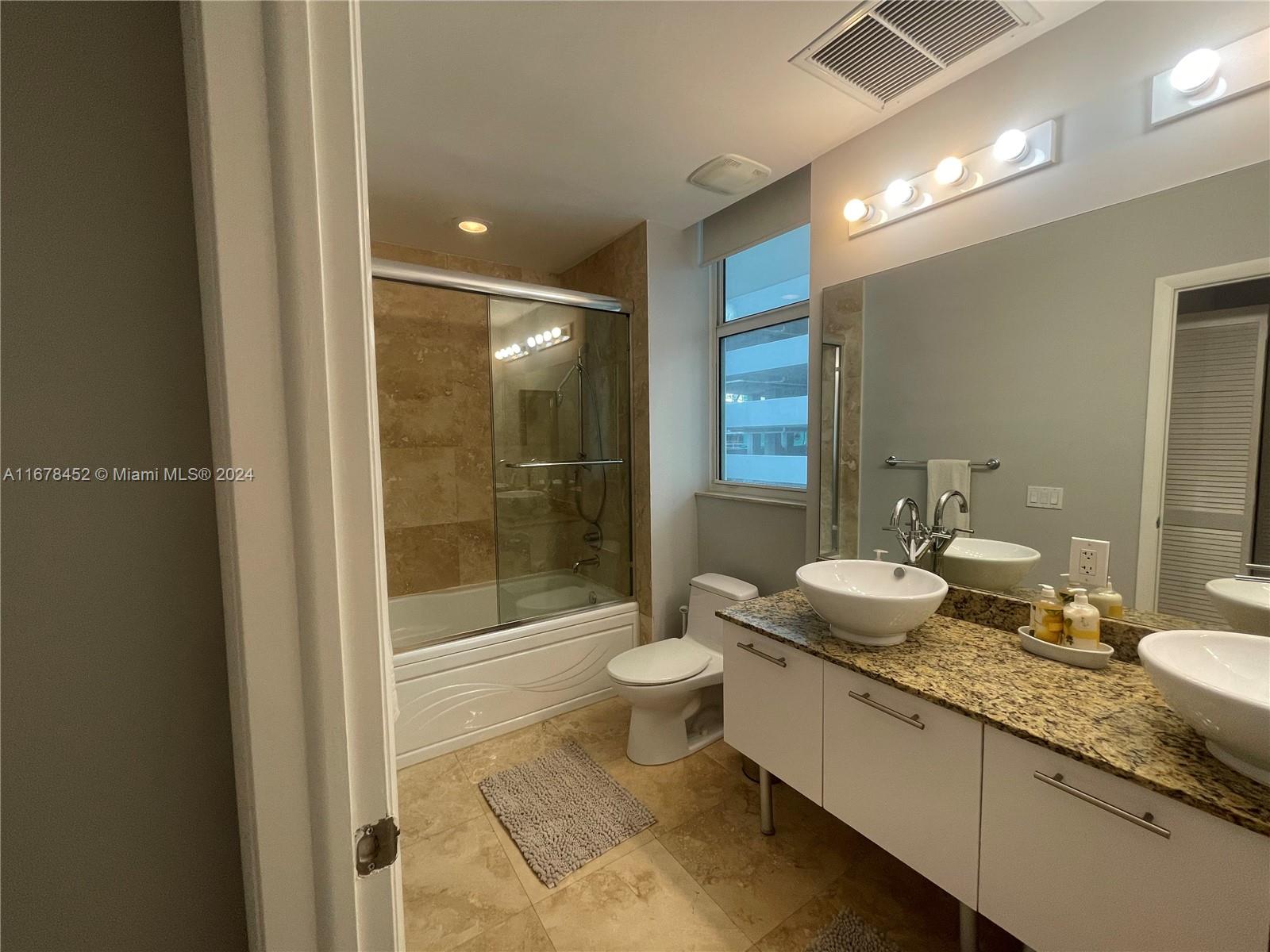 BRICKELL ON THE RIVER S T - Residential Lease