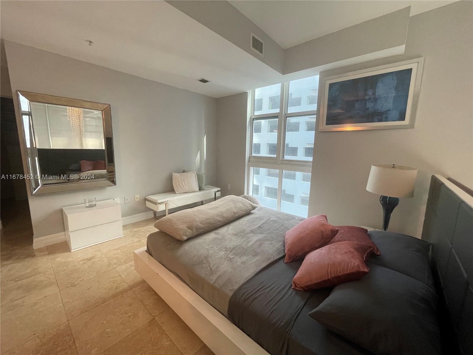 BRICKELL ON THE RIVER S T - Residential Lease