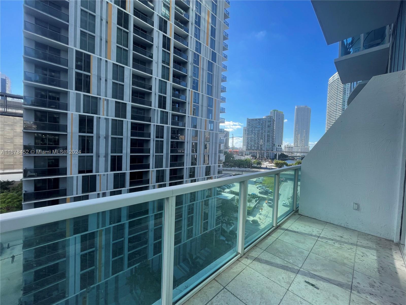 BRICKELL ON THE RIVER S T - Residential Lease