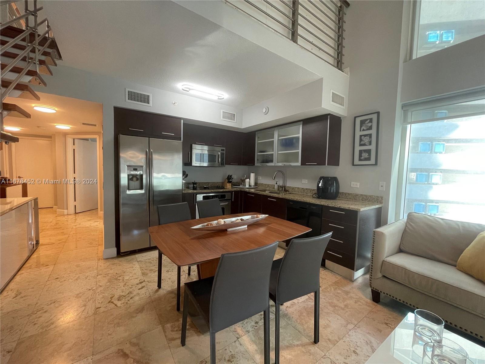 BRICKELL ON THE RIVER S T - Residential Lease