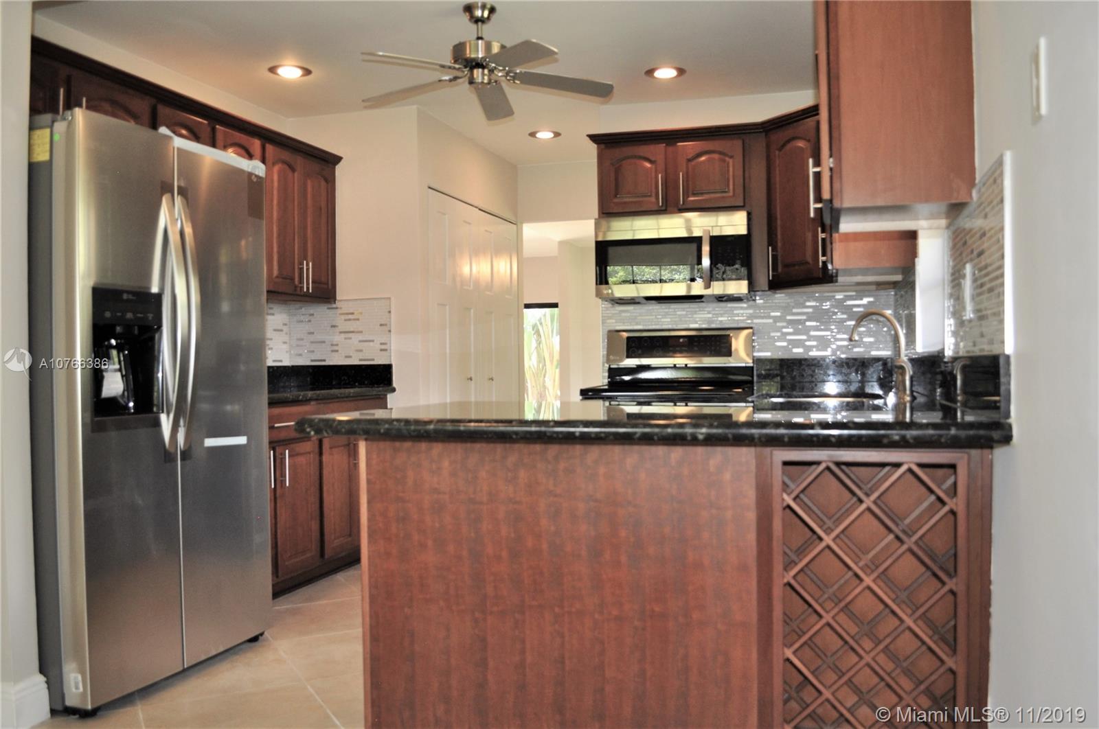 NOVA HILLS 3 CONDO - Residential