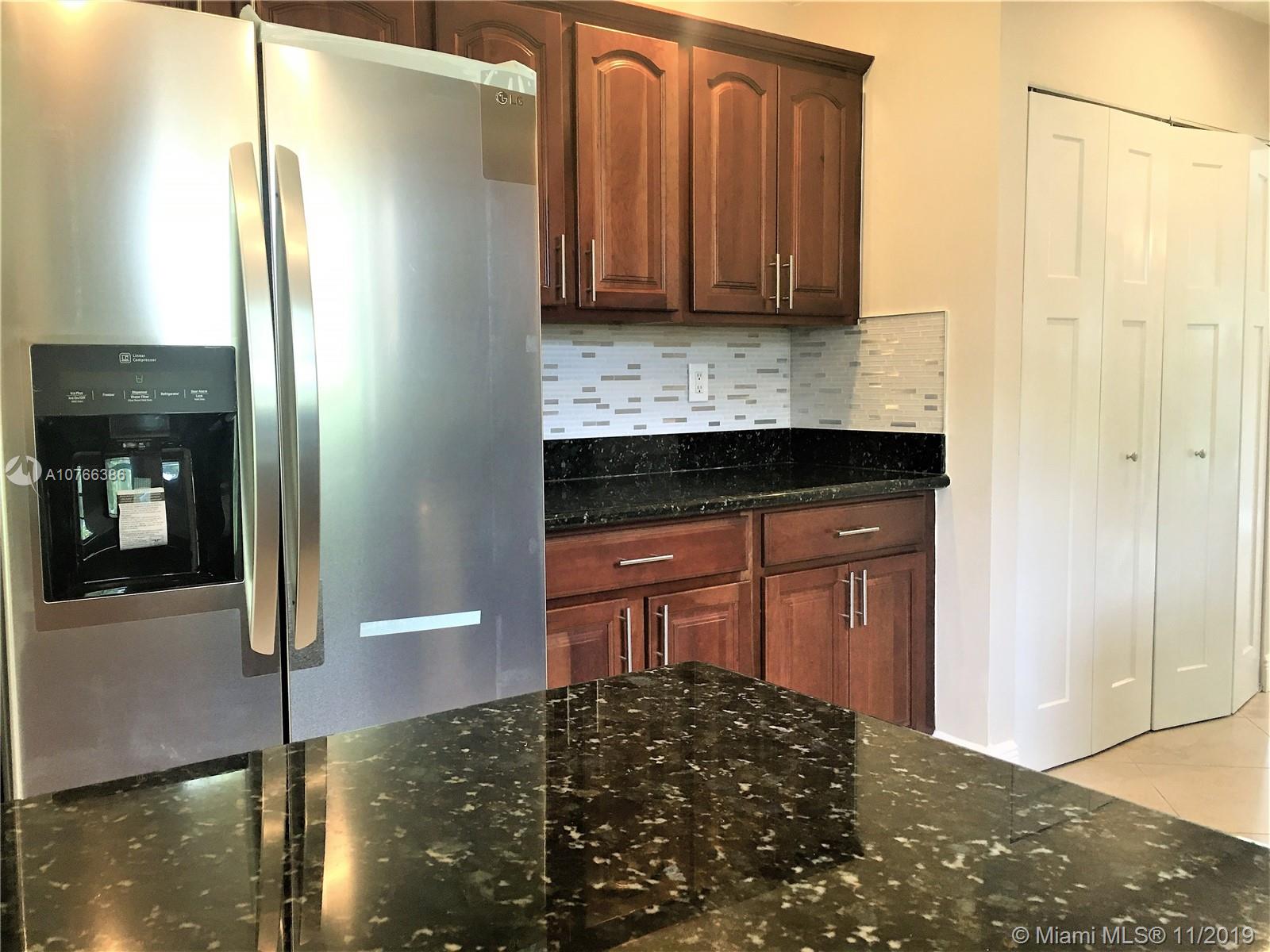 NOVA HILLS 3 CONDO - Residential