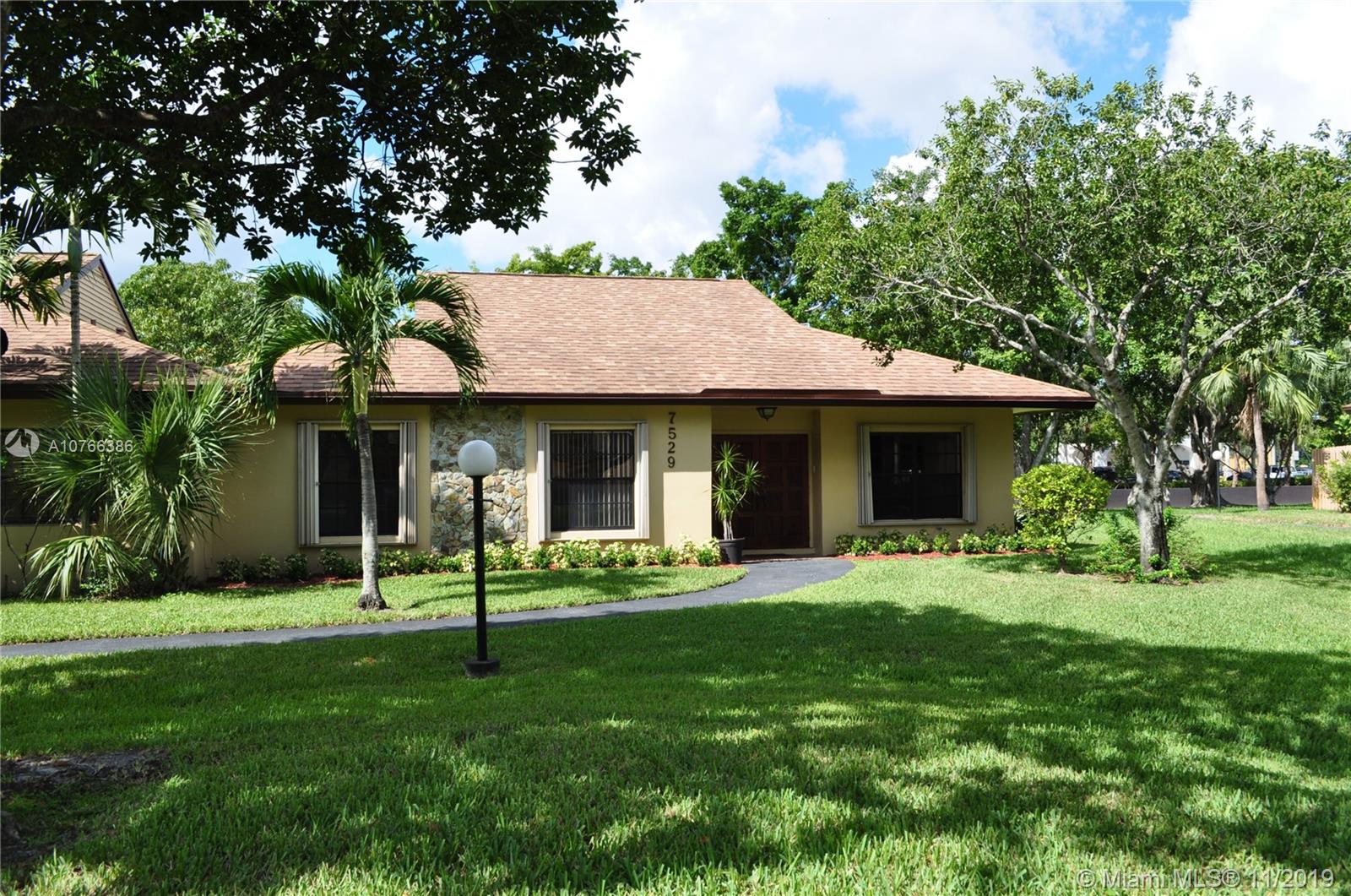 NOVA HILLS 3 CONDO - Residential