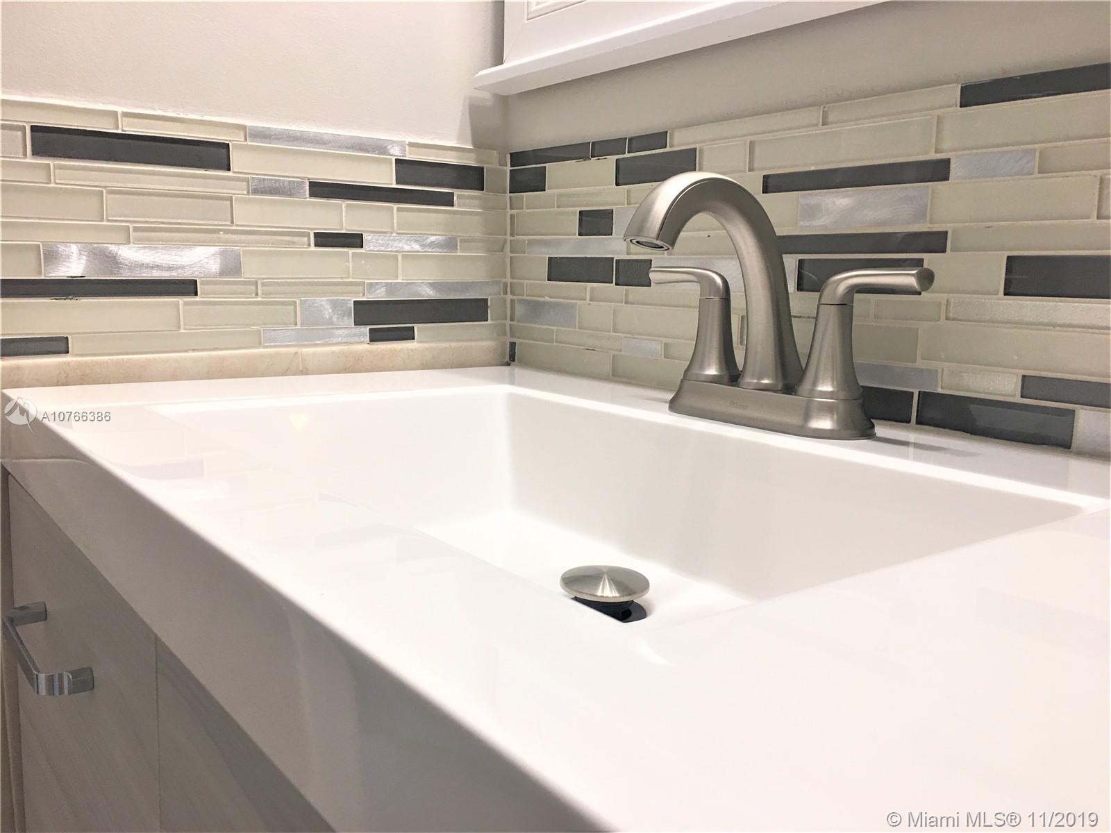 NOVA HILLS 3 CONDO - Residential