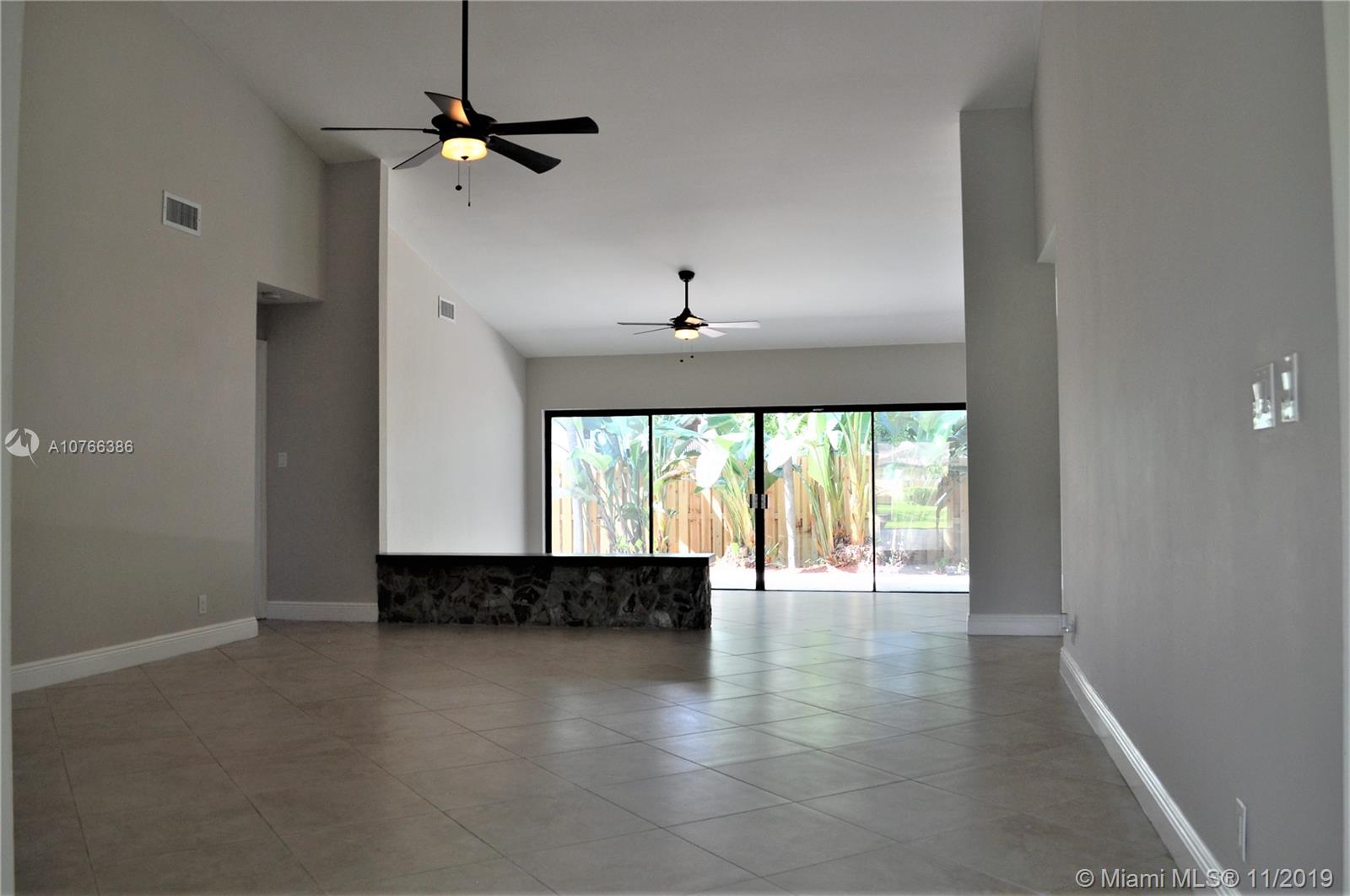 NOVA HILLS 3 CONDO - Residential