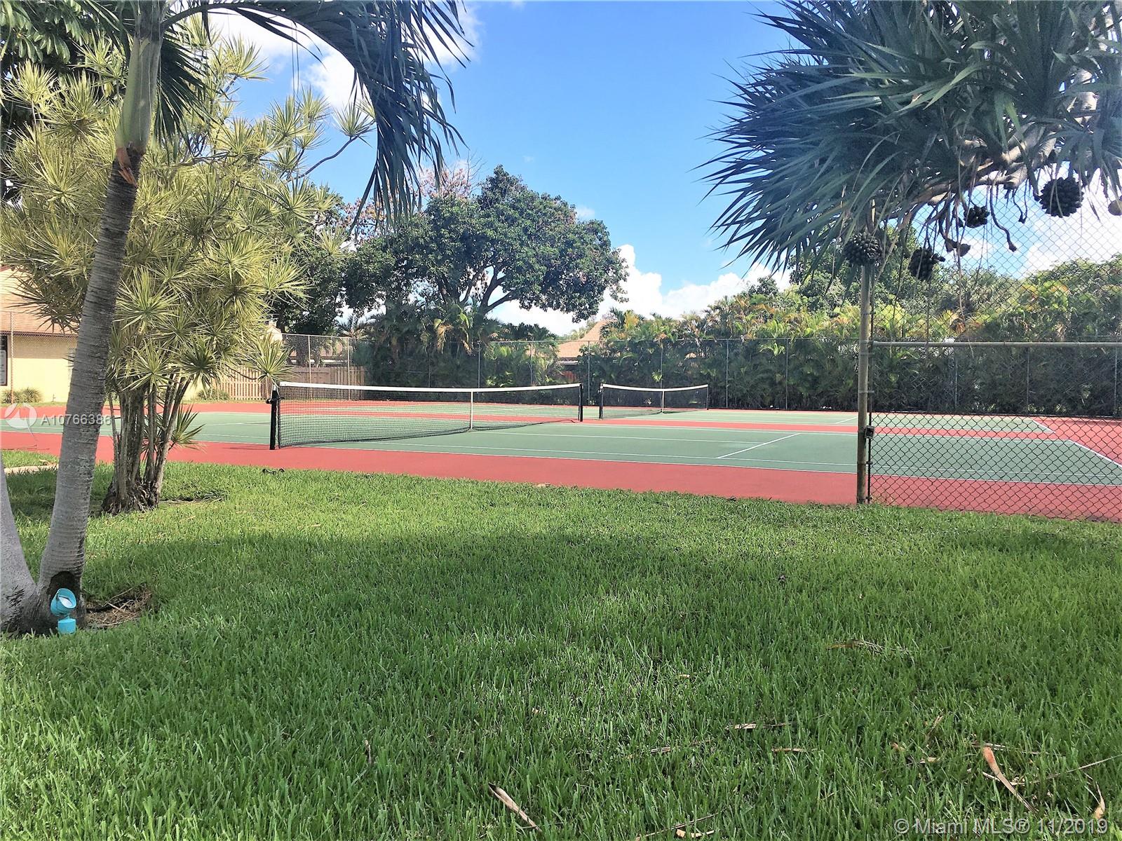 NOVA HILLS 3 CONDO - Residential