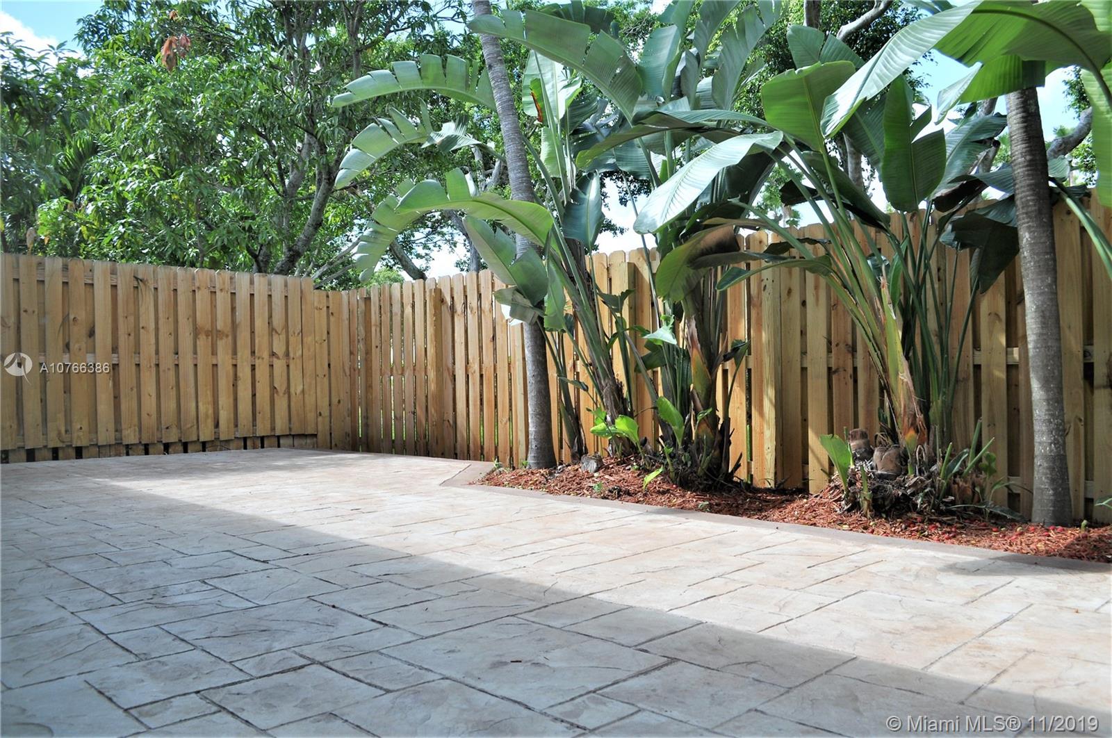 NOVA HILLS 3 CONDO - Residential