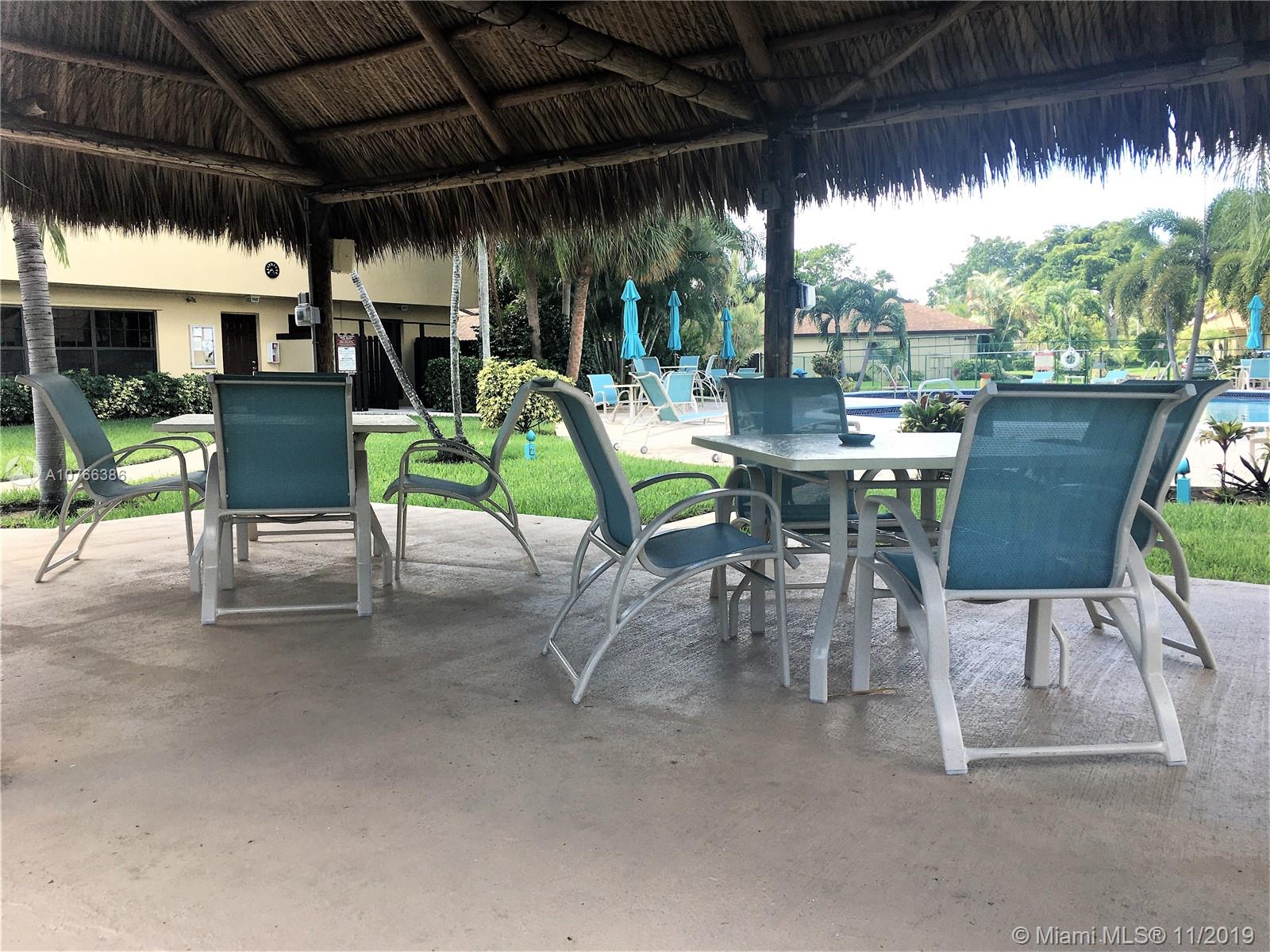 NOVA HILLS 3 CONDO - Residential